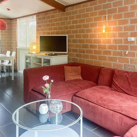 3 Bedroom Stunning In Vakantiehuis *